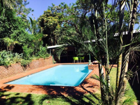 Отель Lincoln Cottages BnB & Self-Catering  Питермарицбург